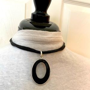 EXPRESS Black Shiny Pendant